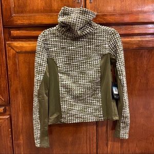 Nike Pro HyperWarm Women’s Long Sleeve Top